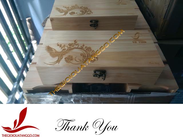 Công ty TNHH Thương Mại & Dịch Vụ Vũ Tịnh đặt hộp quà tặng gỗ Thông