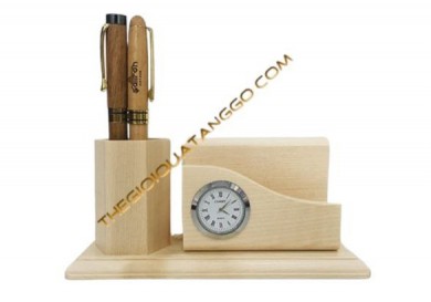 Giải pháp quà tặng độc đáo của Thế Giới Quà Tặng Gỗ: Lọ cắm bút gỗ đa chức năng cho doanh nghiệp