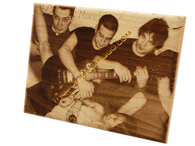 Ảnh Gỗ Khắc Laser Thần Tượng Ảnh Gỗ Khắc Laser Thần Tượng