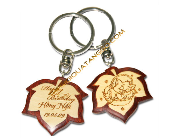 Móc khóa hình lá phong Móc khóa hình lá phong