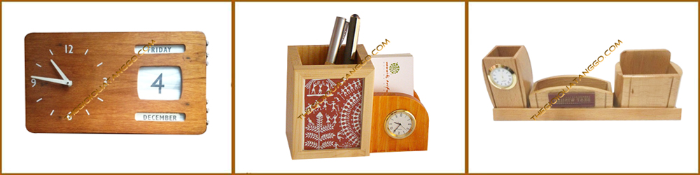 Đồng hồ gỗ để bàn quà tặng 17