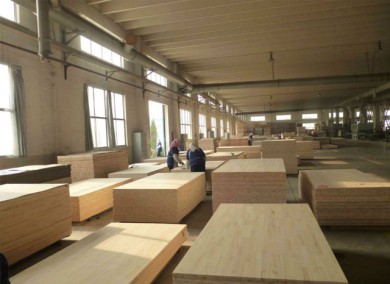 Công ty nào có xưởng sản xuất quà tặng gỗ