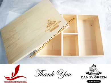 Khách hàng tiêu biểu – Công Ty TNHH Danny Green đặt hộp gỗ maple cao cấp làm quà tặng