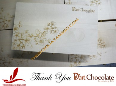 Khách hàng tiêu biểu – Công Ty TNHH Dart Chocolate đặt hộp gỗ đựng sô-cô-la để làm quà tặng nhân dịp tết 2017