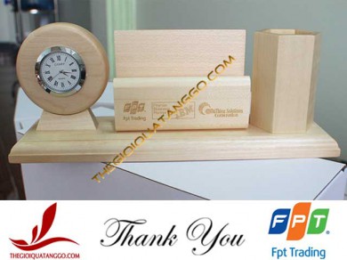 Khách hàng tiêu biểu - Công Ty TNHH Thương Mại FPT (FPT Trading) đặt lọ cắm bút gỗ có đồng hồ làm quà tặng đối tác