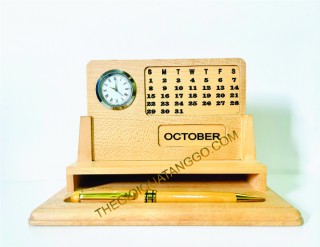 Lịch gỗ để bàn trang trí có đồng hồ