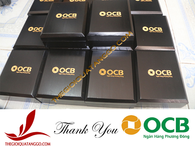 Ngân Hàng TMCP Phương Đông (OCB) đặt hộp kỷ niệm chương gỗ gắn đồng tiền vàng Ngân Hàng TMCP Phương Đông (OCB) đặt hộp kỷ niệm chương gỗ gắn đồng tiền vàng