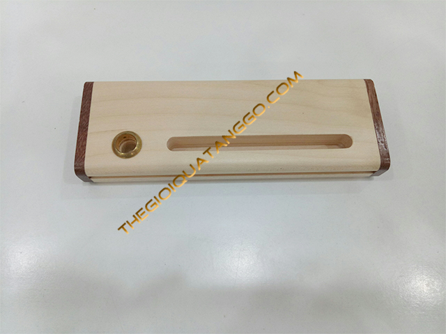Hộp bút gỗ - quà tặng gỗ ngày nhà giáo ấn tượng và ý nghĩa Hộp bút gỗ - quà tặng gỗ ngày nhà giáo ấn tượng và ý nghĩa