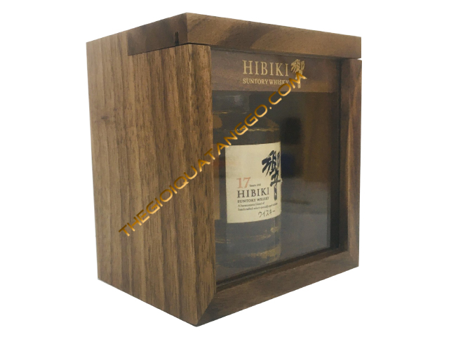 Hợp rượu gỗ HIBIKI 17
