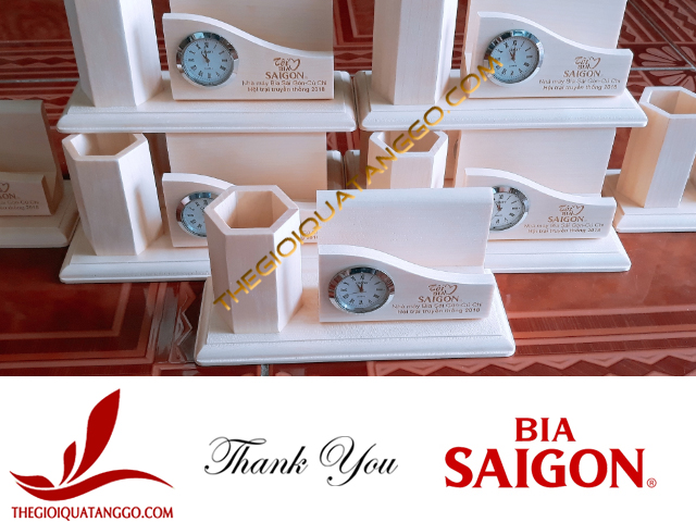 CÔNG TY BIA SÀI GÒN - CỦ CHI đặt lọ cắm bút làm quà tặng