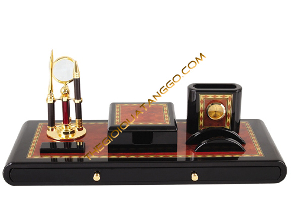 Quà tặng để bàn bằng gỗ mang đến thuận lợi và may mắn trong kinh doanh Quà tặng để bàn bằng gỗ mang đến thuận lợi và may mắn trong kinh doanh