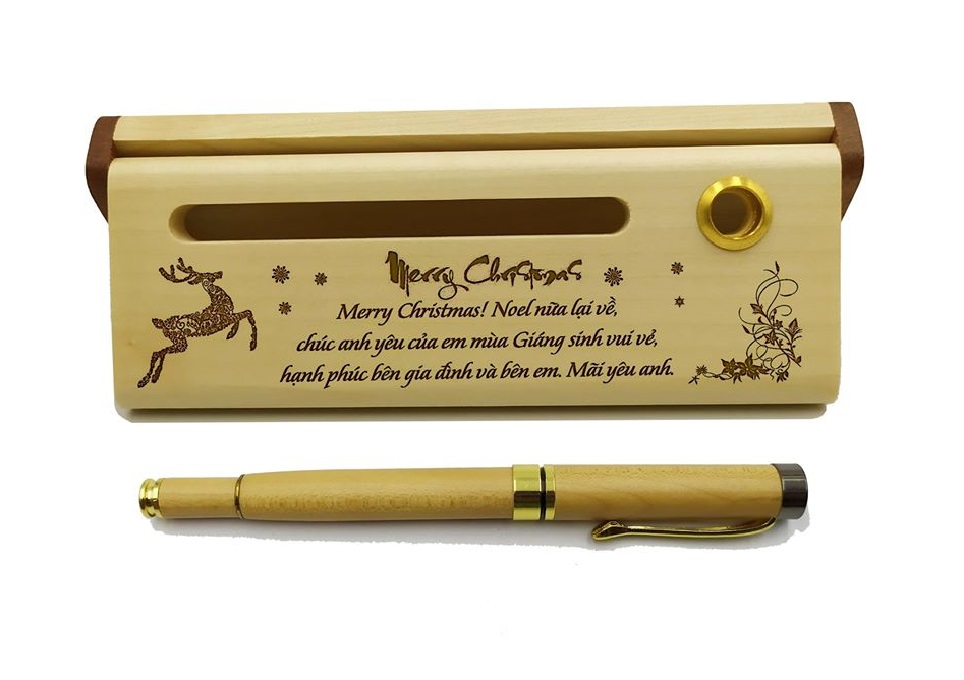 Quà tặng gỗ Noel khắc laser kèm thông điệp Quà tặng gỗ Noel khắc laser kèm thông điệp